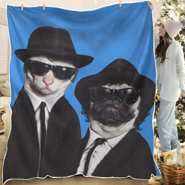 Dog Blankets – Cat Blanket For Sofa – Blanket With Dog Face – Blanket With Cats On It  – Dogs In Blanket – We Are The Gangsters – Furlidays
