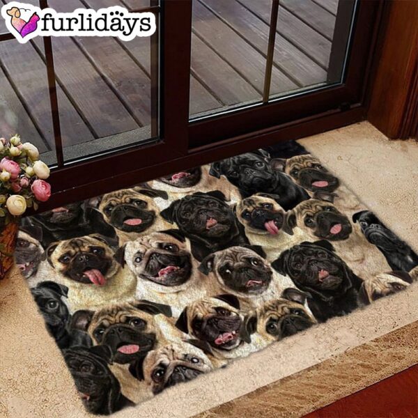 A Bunch Of Pugs Doormat – Xmas Welcome Mats – Gift For Dog Lovers