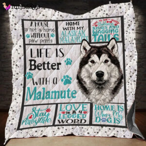 Alaskan Malamute Pawprint Quilt or Sherpa Blanket, Home Decor Bedding Couch