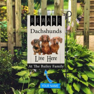 Beware Dachshunds Live Here Personalized Flag…