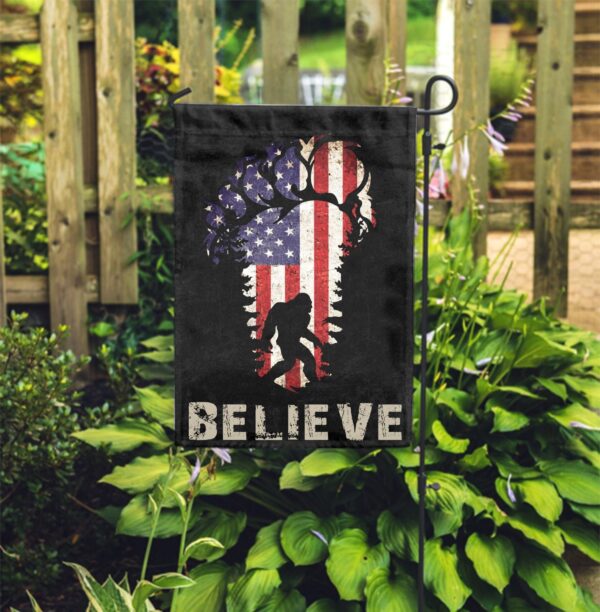 Bigfoot Flag – Flags For The Garden – Backyard Outdoor Flag
