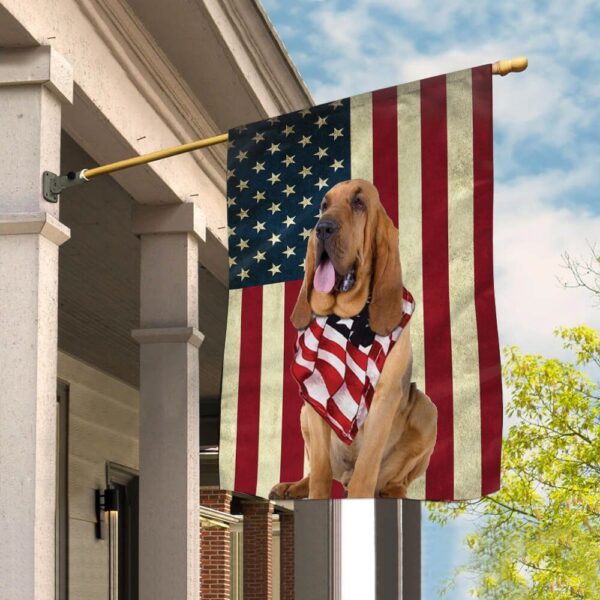 Bloodhound House Flag – Dog Flags Outdoor – Dog Lovers Gifts for Him or Her