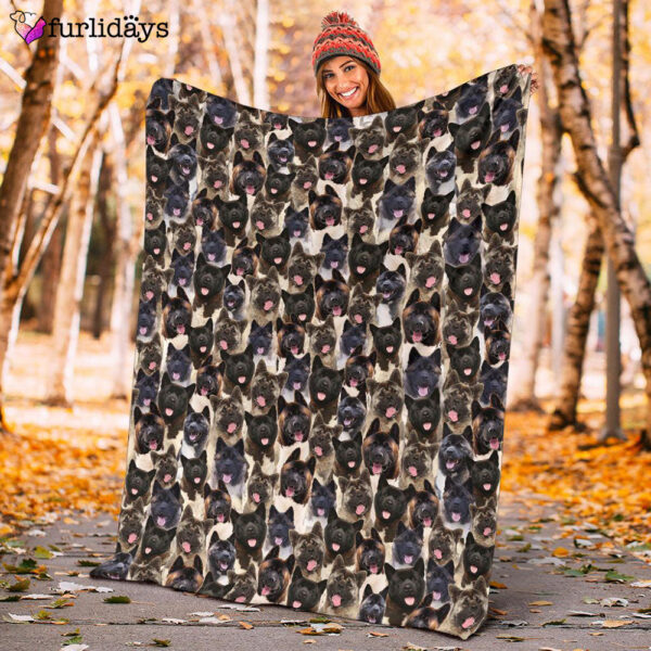 Dog Blanket – Dog Face Blanket – Dog Throw Blanket – Akita Full Face Blanket – Furlidays
