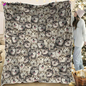 Dog Blanket Dog Face Blanket Dog Throw Blanket Alaskan Full Face Blanket Furlidays 6 bce0e97c 8806 4daa a0e4 ef67eaae6299