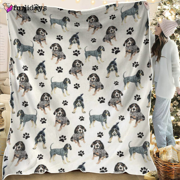 Dog Blanket – Dog Face Blanket – Dog Throw Blanket – Bluetick Coonhound Paw Blanket – Furlidays