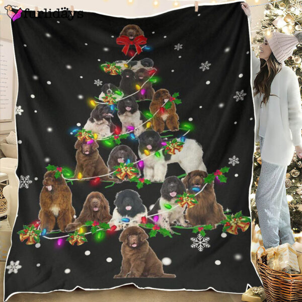 Dog Blanket – Dog Face Blanket – Dog Throw Blanket – Newfoundland Christmas Tree Blanket – Furlidays