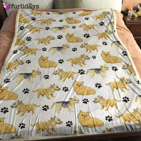 Dog Blanket – Dog Face Blanket – Dog Throw Blanket – Norwich Terrier Paw Blanket – Furlidays