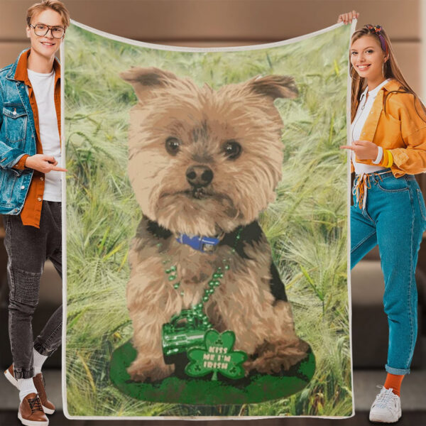 Dog Fleece Blanket – Kiss Me I’m Irish – Yorkshire Terrier – Blanket With Dogs Face – Dog Face Blanket – Furlidays
