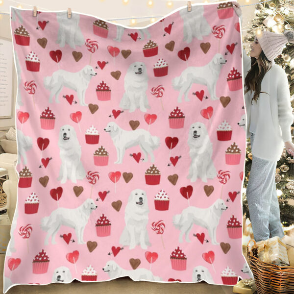 Dog Blankets – Great Pyrenees – Dog Blankets For Sofa – Dog Fleece Blanket – Dog In Blanket – Furlidays