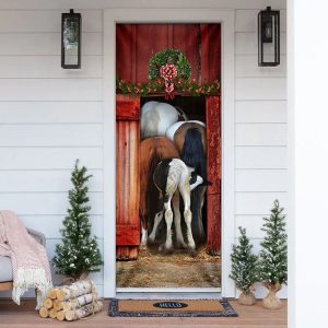 Funny Family Horse Door Cover –…