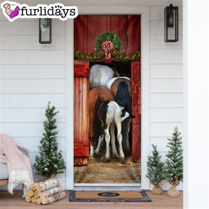 Funny Family Horse Door Cover Unique Gifts Doorcover Housewarming Gifts 6