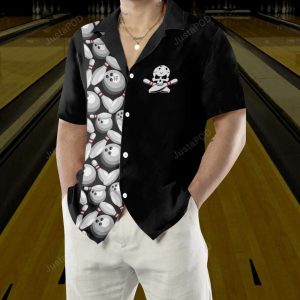 it s amazing what you can do with two fingers and a thumb bowling hawaiian shirt 3.jpeg