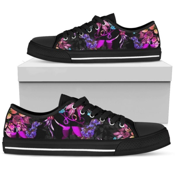 Stylish Low-Top Footwear for Women Featuring Dachshund Design
