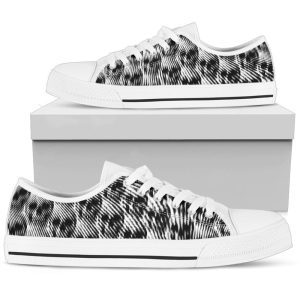 Illusion skull pattern low top shoes…