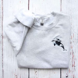 Orca Whale Embroidered Sweatshirt 2D Crewneck…