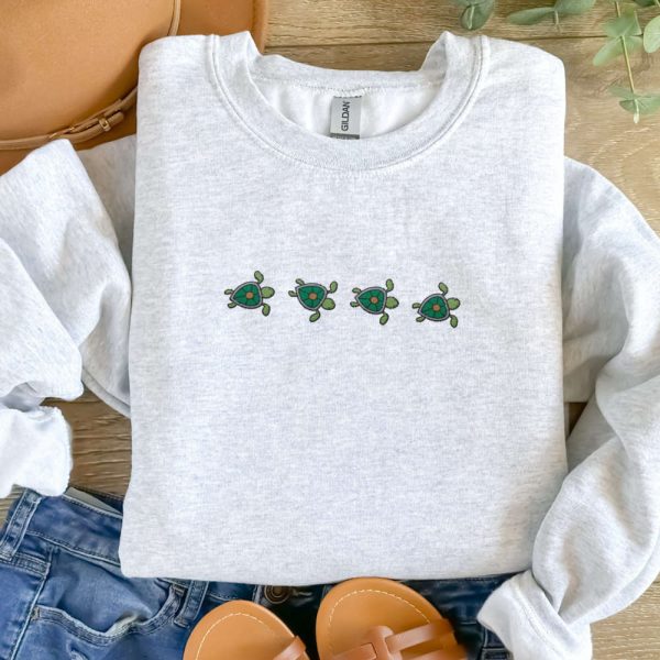 Embroidered Seaturtle Sweatshirt, Seaturtle Embroidered Crewneck For Family