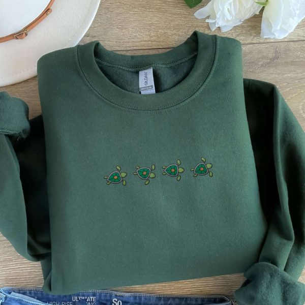 Embroidered Seaturtle Sweatshirt, Seaturtle Embroidered Crewneck For Family