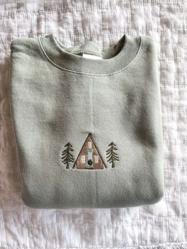 A-Frame Cabin Embroidered Sweatshirt 2D Crewneck Sweatshirt For Family