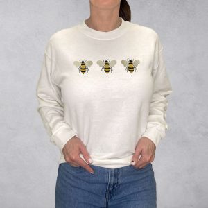 bee embroidered sweatshirt 2d crewneck sweatshirt for men and women 3008 1.jpeg