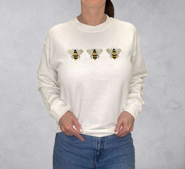 Bee Embroidered   Sweatshirt 2D Crewneck Sweatshirt For Men And Women