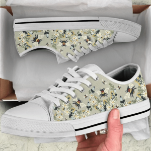 Bee Hand Embroidery Low Top Shoes…