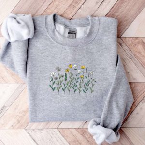 boho floral embroidered sweatshirt 2d crewneck sweatshirt best gift for family sws3238 3.jpeg