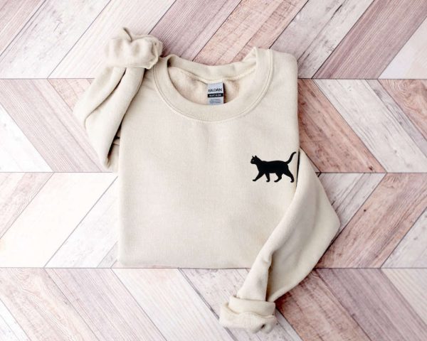 Cat Embroidered Sweatshirt 2D Crewneck Sweatshirt Best Gift For Family