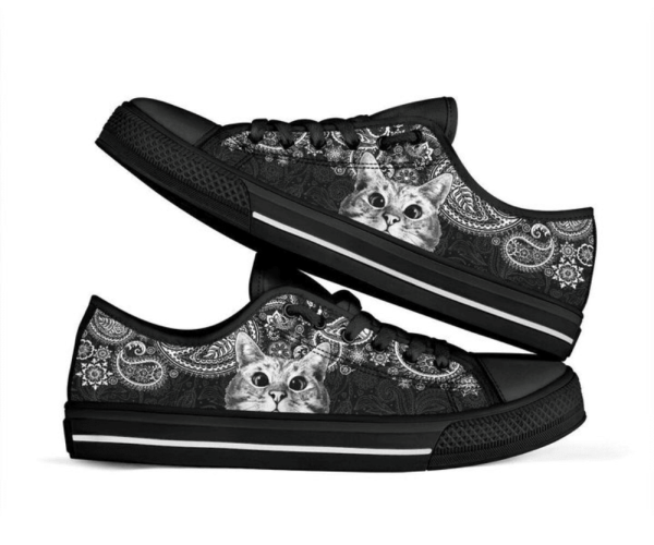 Cat Paisley Black White Low Top Shoes  PN205362Sb – Stylish Footwear