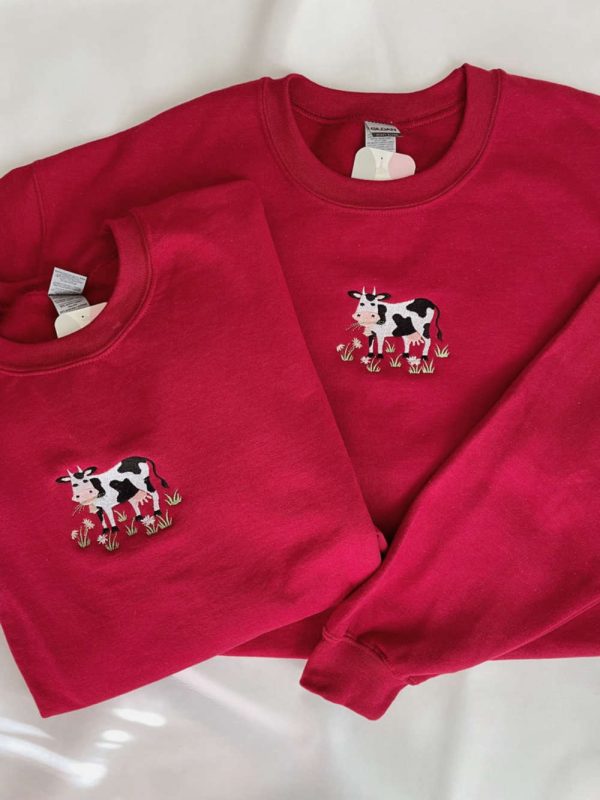 Cow Embroidered Sweatshirt 2D Crewneck Sweatshirt For Women And Women