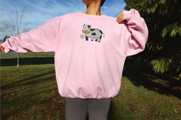 Cow Embroidered Sweatshirt 2D Crewneck Sweatshirt Gift For Family