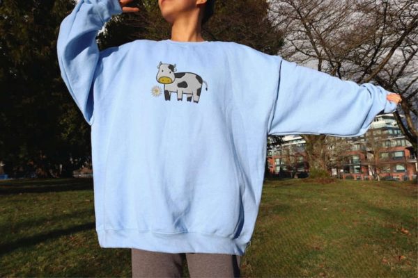 Cow Embroidered Sweatshirt 2D Crewneck Sweatshirt Gift For Family