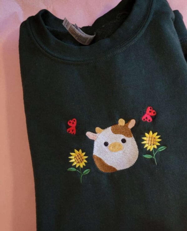 Cow Sunflower Embroidered Sweatshirt 2D Crewneck Sweatshirt Gift For Family