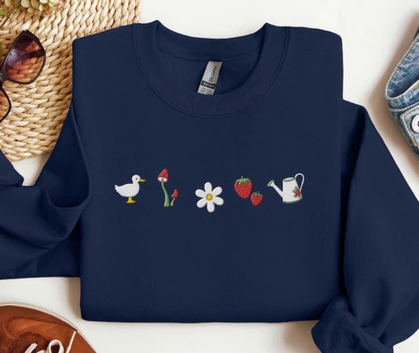Cute Cottage Core Embroidered Sweatshirt 2D Crewneck Sweatshirt, For Family