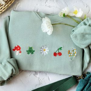 Cute Daisy Mushroom Embroidered Sweatshirt 2D…