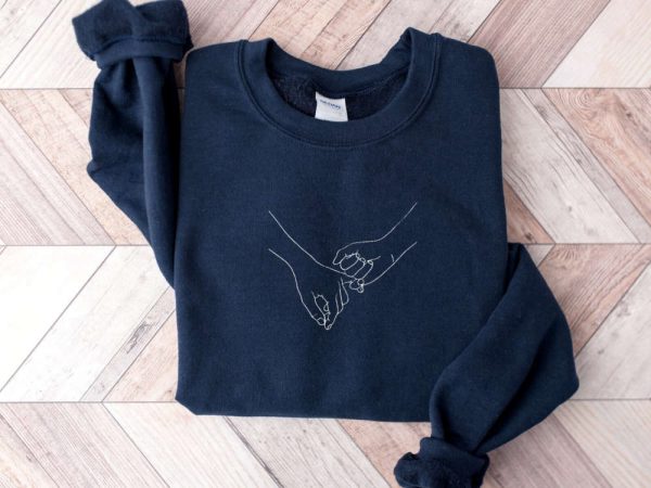 Cute Embroidered  Sweatshirt 2D Crewneck Sweatshirt For Family