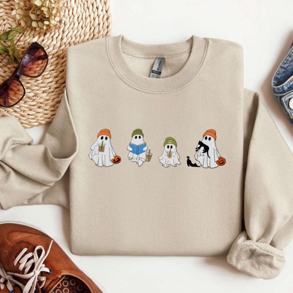 Cute Ghosts Embroidered Sweatshirt 2D Crewneck Sweatshirt Gift For Family