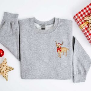 embroidered christmas dog sweatshirt embroidered labrador retriever reindeer christmas crewneck women christmas sweatshirt ugly christmas 1.jpeg