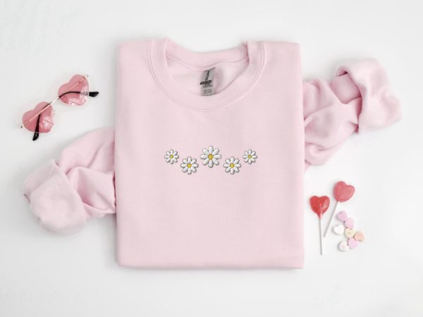 Embroidered Floral Daisy Sweatshirt, Embroidered Daisy Sweatshirt, Gift For Family