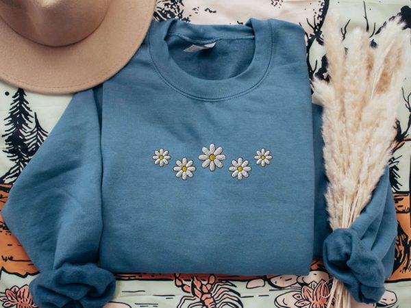 Embroidered Floral Daisy Sweatshirt, Embroidered Daisy Sweatshirt, Gift For Family