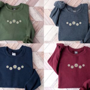 embroidered floral daisy sweatshirt embroidered daisy sweatshirt gift for family 3.jpeg