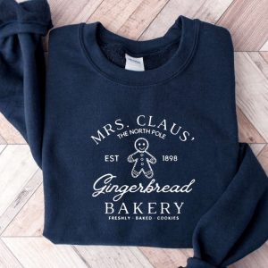 embroidered mrs claus gingerbread christmas sweatshirt christmas sweatshirt funny christmas xmas gift womens sweater retro christmas 4.jpeg