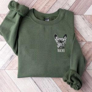 embroidered pet portrait cat face embroidery sweatshirt embroidered custom pet portrait sweatshirt hoodie tshirt for pet lover 3.jpeg