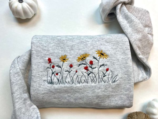 Floral Embroidered Sweatshirt 2D Crewneck Sweatshirt For Family