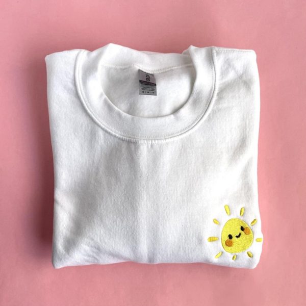 Happy Sun Embroidered Sweatshirt 2D Crewneck Sweatshirt Gift For Family