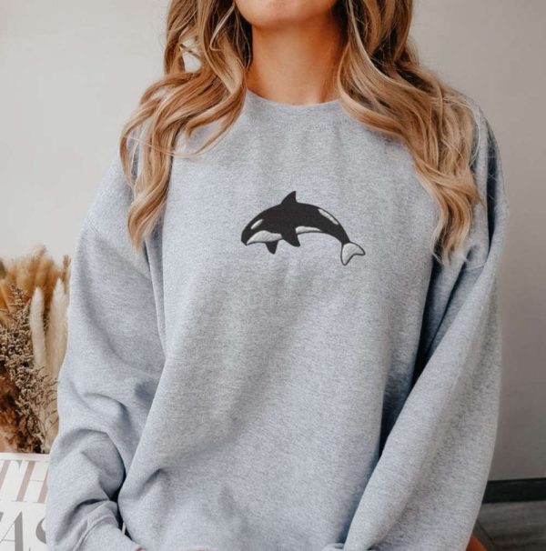 Killer Whale Embroidered Sweatshirt 2D Crewneck Sweatshirt For Family