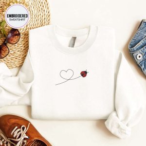 Ladybug Embroidered Sweatshirt 2D Crewneck Sweatshirt For Men Women