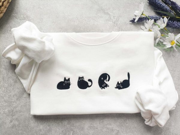 Lovely Black Cat Embroidered Sweatshirt Crewneck Sweatshirt Gift For Family