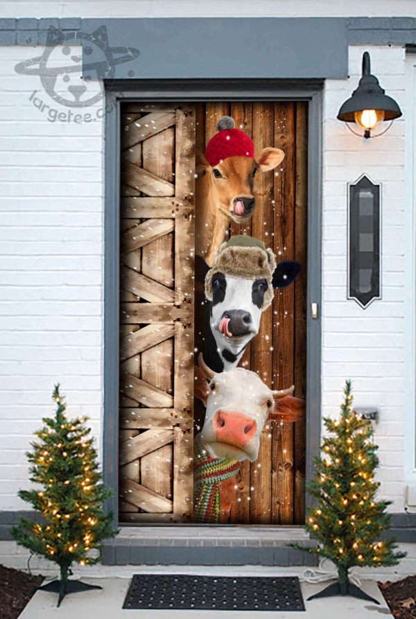 Adorn Your Entrance: Amazing ‘Hello Winter’ Door Cover with Mn 5 Cow
