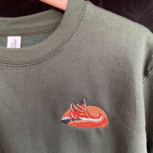 Red Fox Embroidered Sweatshirt 2D Crewneck…