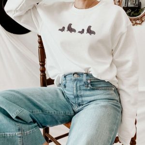 seal embroidered sweatshirt 2d crewneck sweatshirt for men and womensws3889 2.jpeg